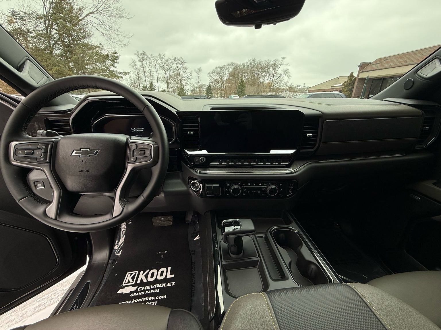 2024 Chevrolet Silverado 1500 ZR2