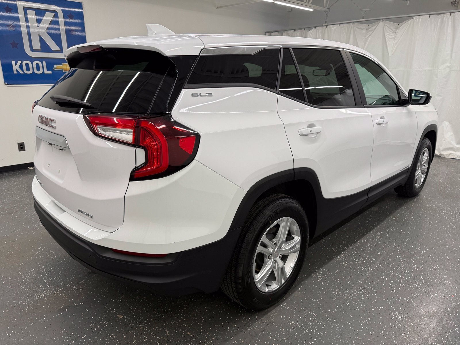 2024 GMC Terrain SLE