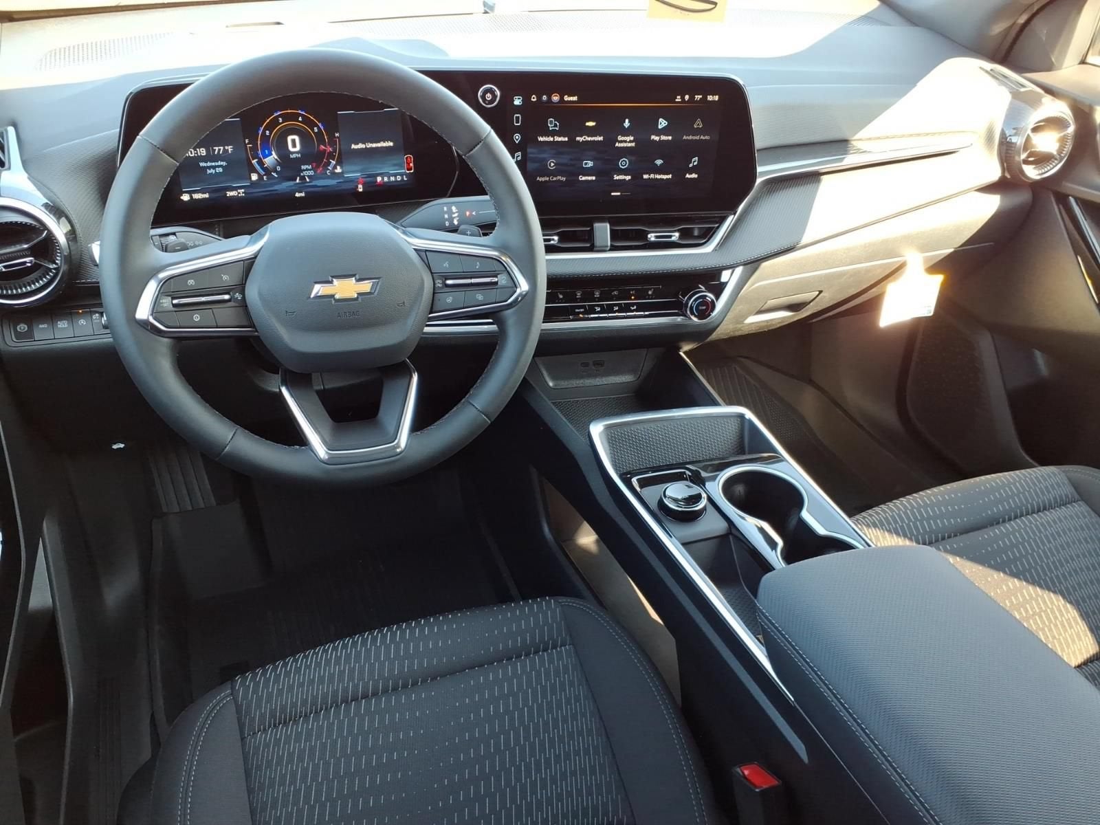 2027 Chevrolet Equinox LT - Photo 7