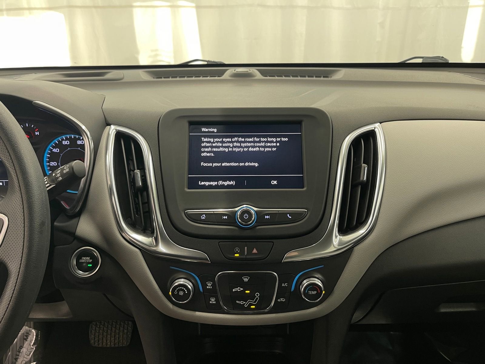 2022 Chevrolet Equinox LS