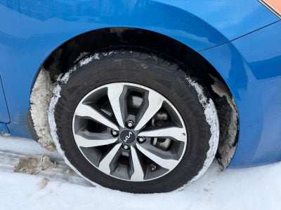 2022 Kia Rio 5-Door S