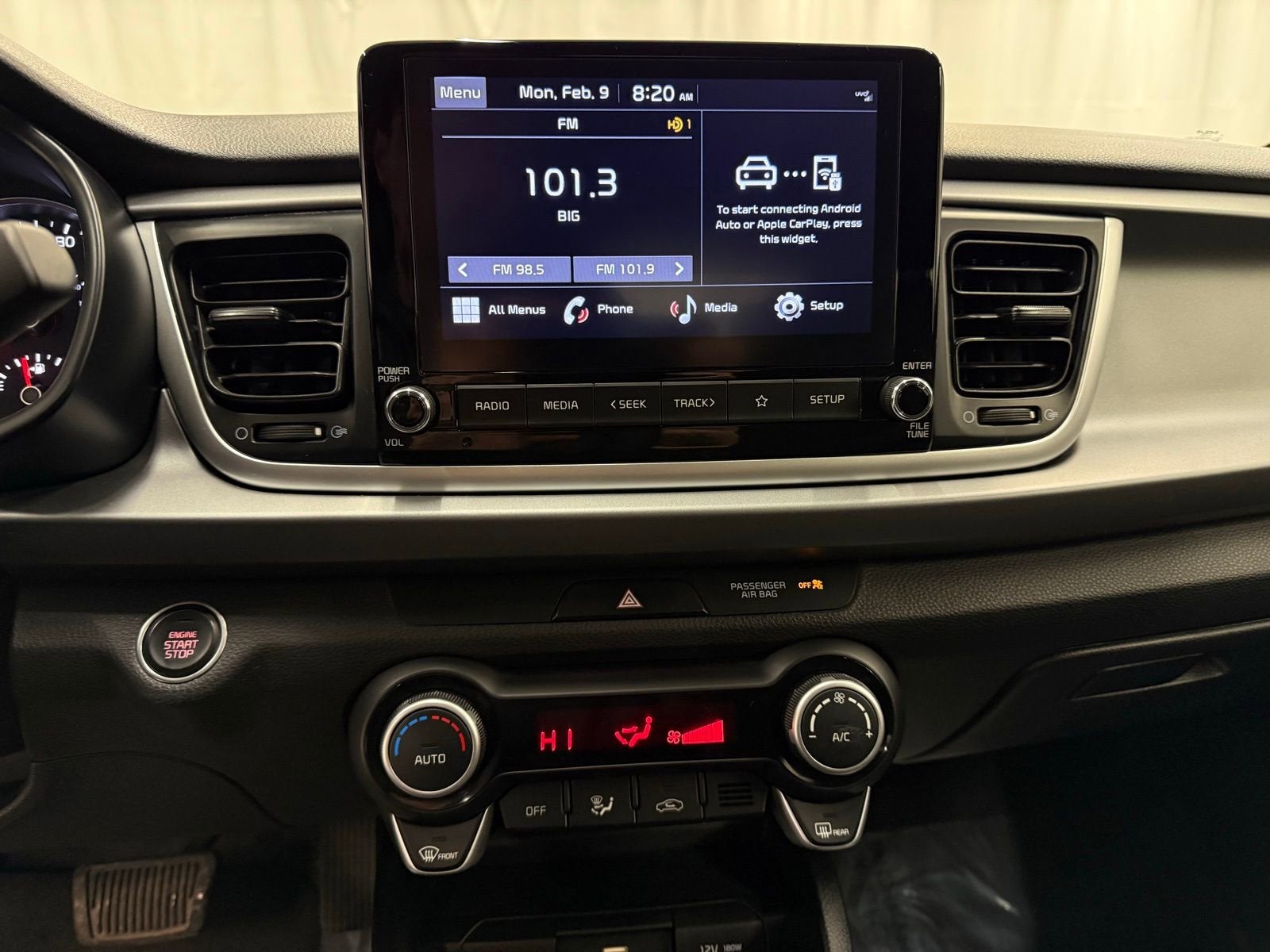 2022 Kia Rio 5-Door S