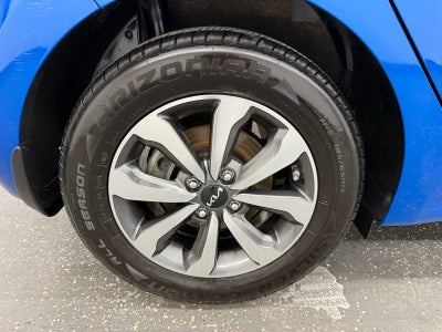 2022 Kia Rio 5-Door S