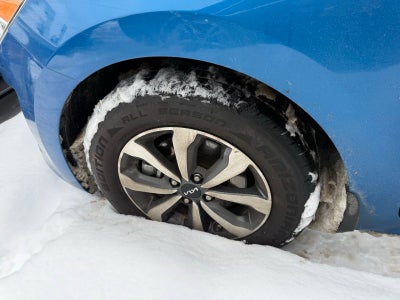 2022 Kia Rio 5-Door S