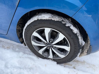 2022 Kia Rio 5-Door S