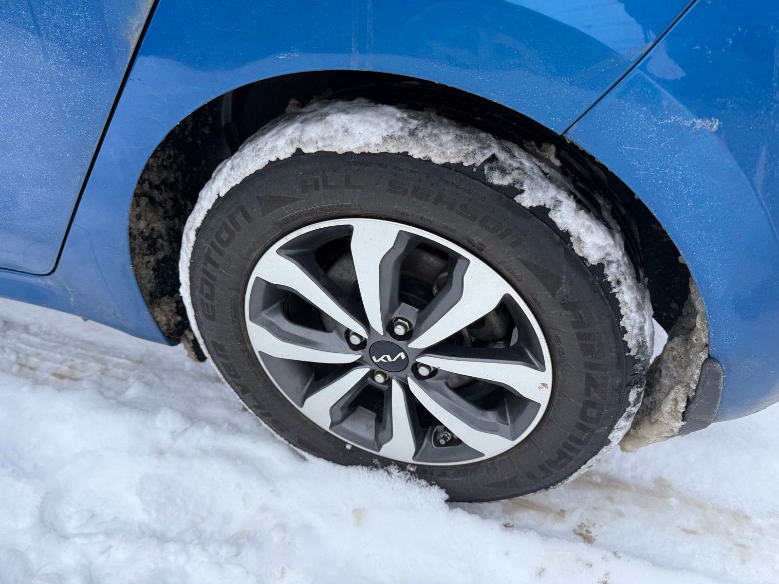 2022 Kia Rio 5-Door S