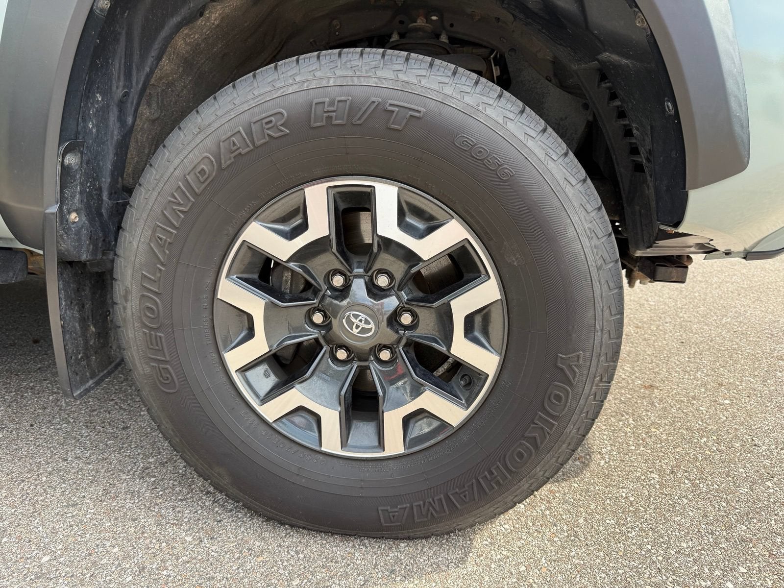 2022 Toyota Tacoma 4WD SR