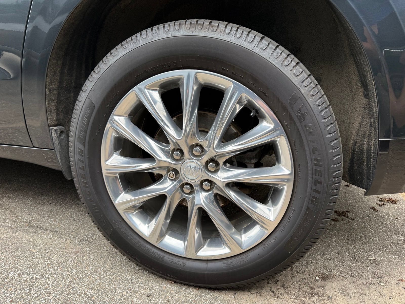 2021 Buick Enclave Essence