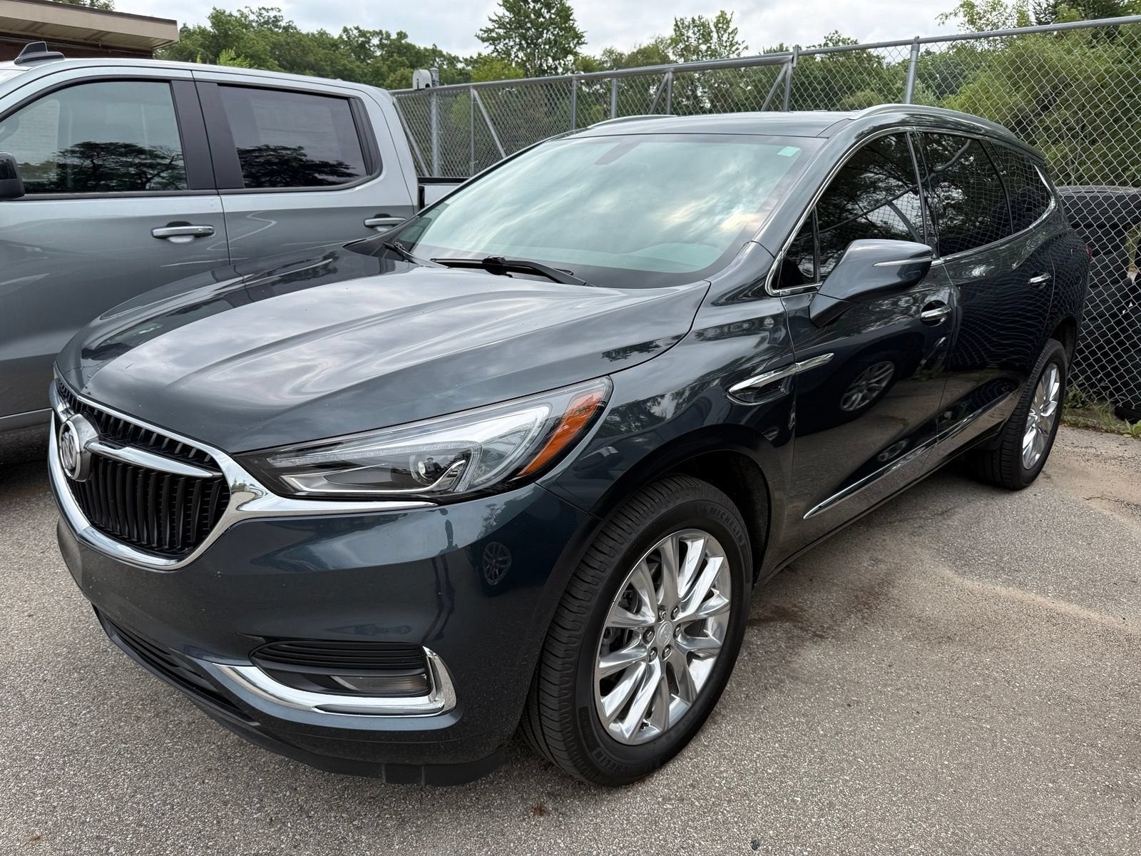 2021 Buick Enclave Essence
