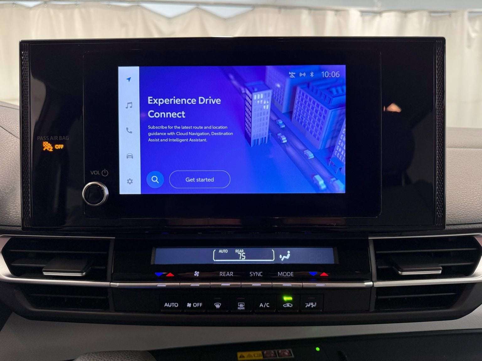 2025 Toyota Sienna LE