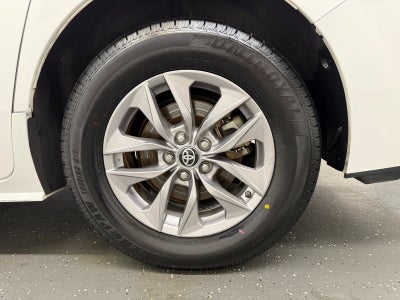 2025 Toyota Sienna LE