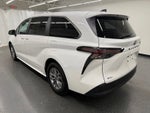2025 Toyota Sienna LE