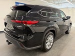 2022 Toyota Highlander Hybrid Limited