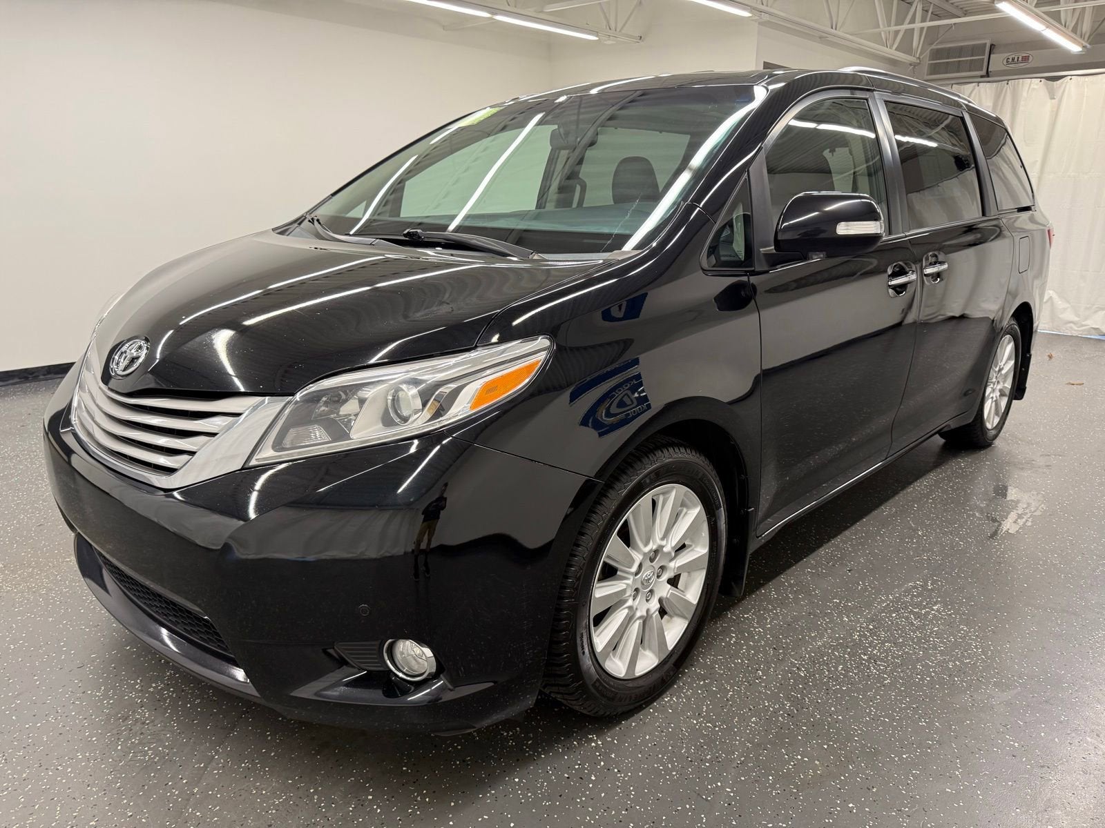 2015 Toyota Sienna XLE