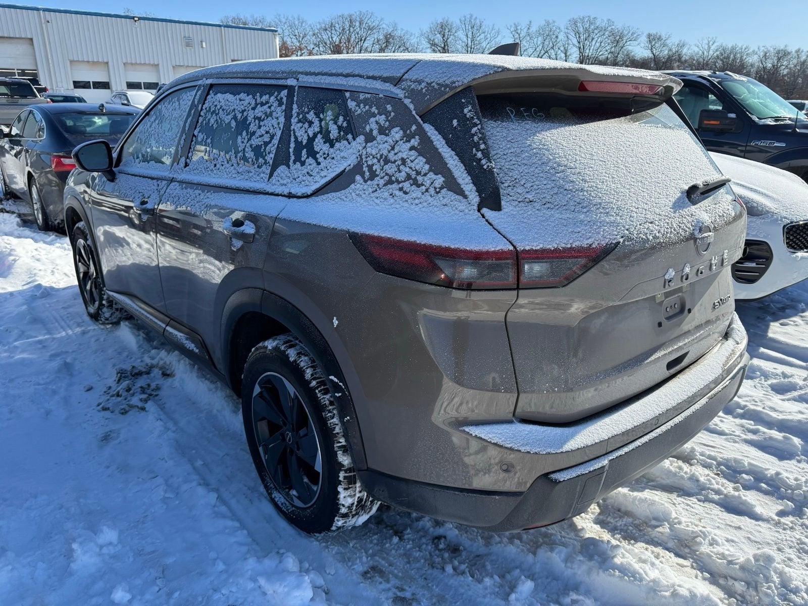 2024 Nissan Rogue SV