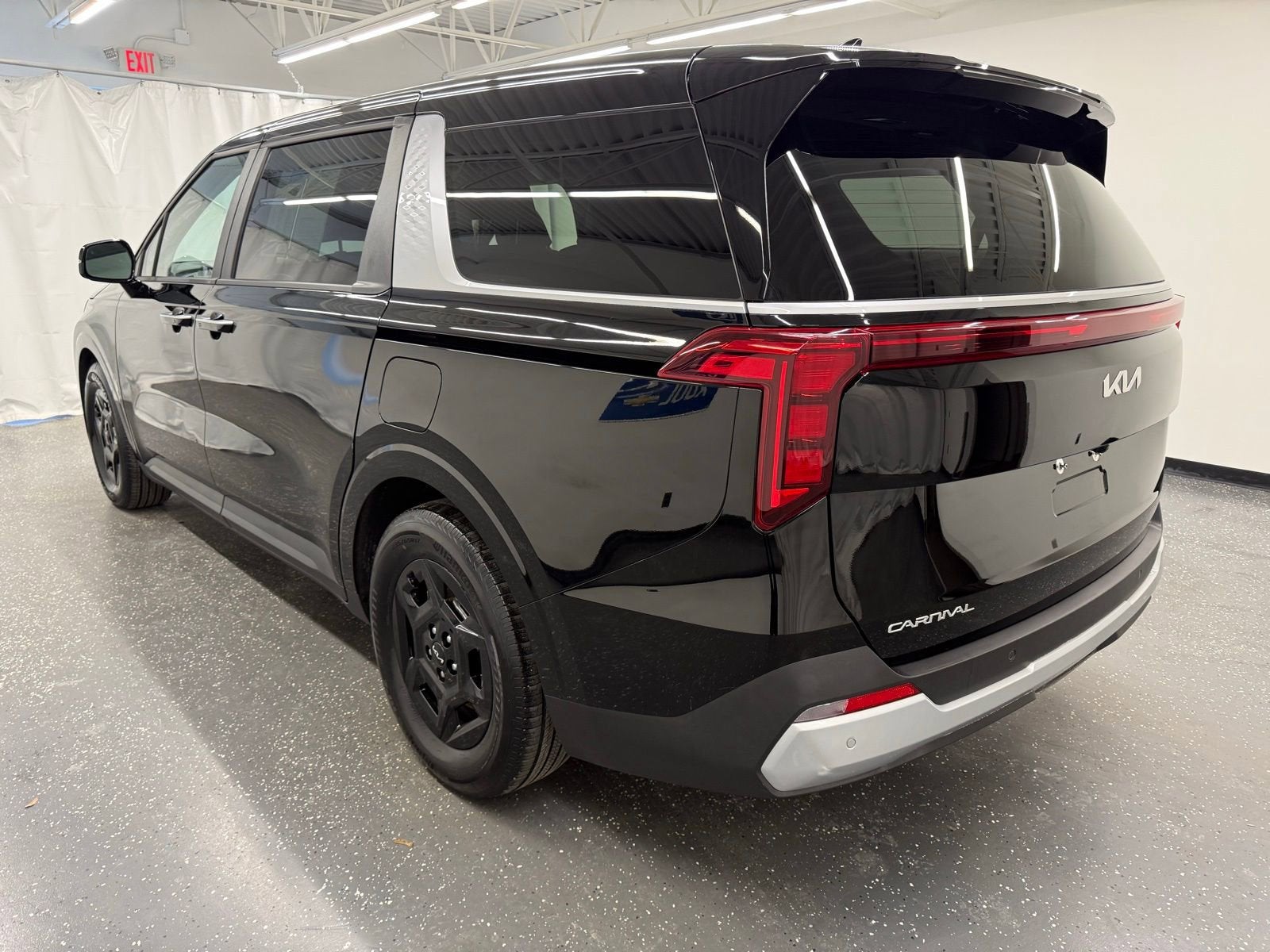 2025 Kia Carnival LXS