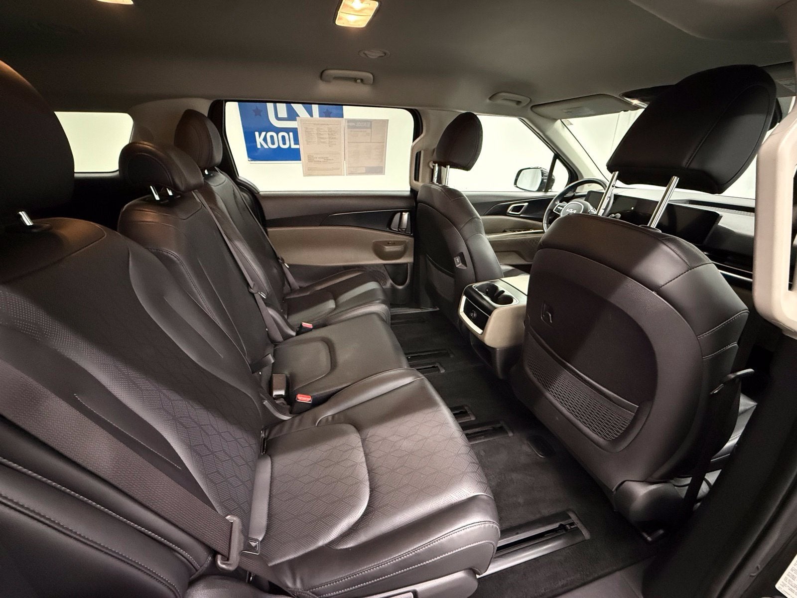 2025 Kia Carnival LXS