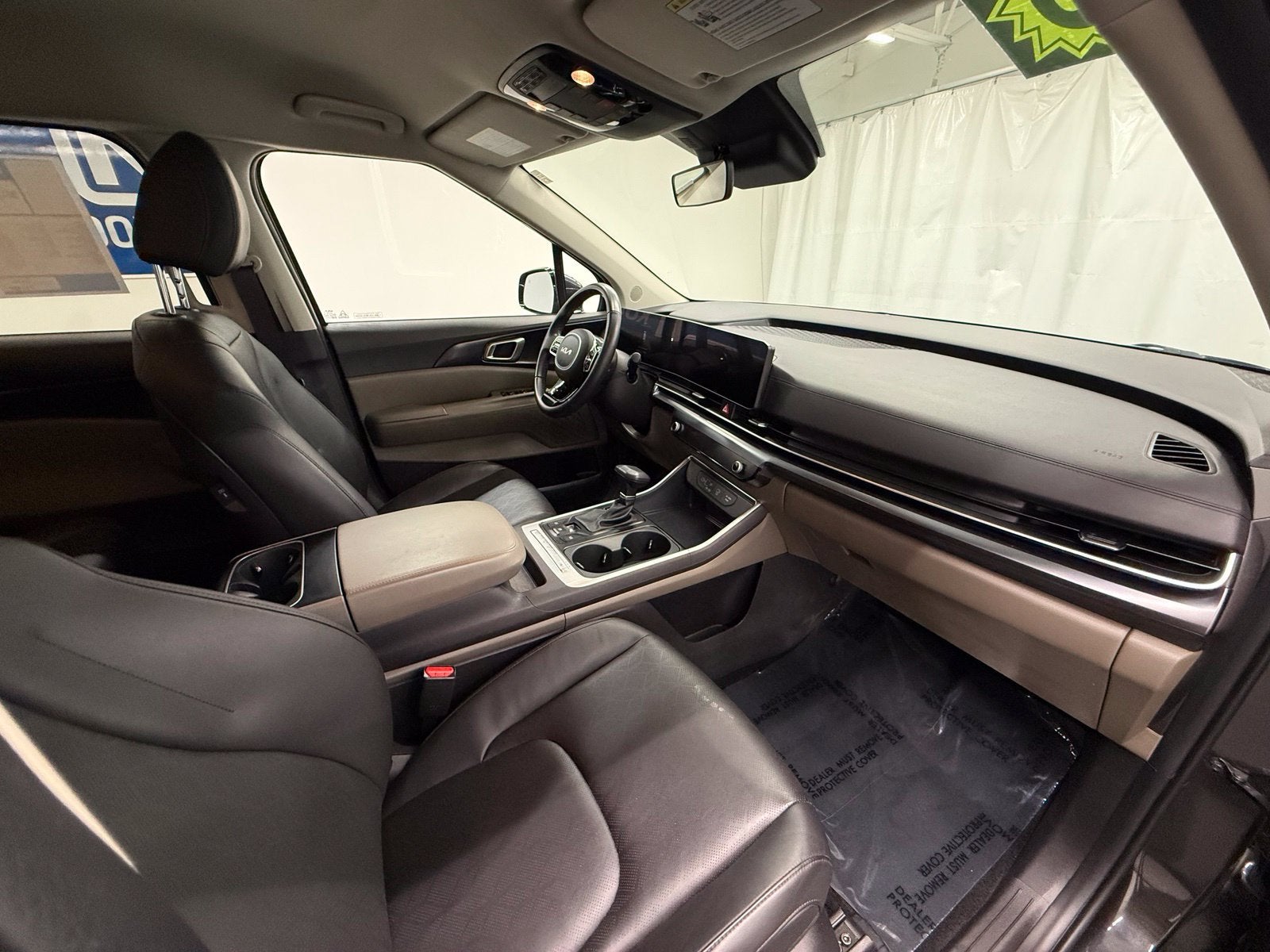 2025 Kia Carnival LXS