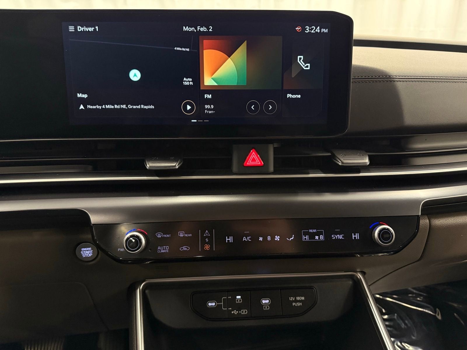 2025 Kia Carnival LXS