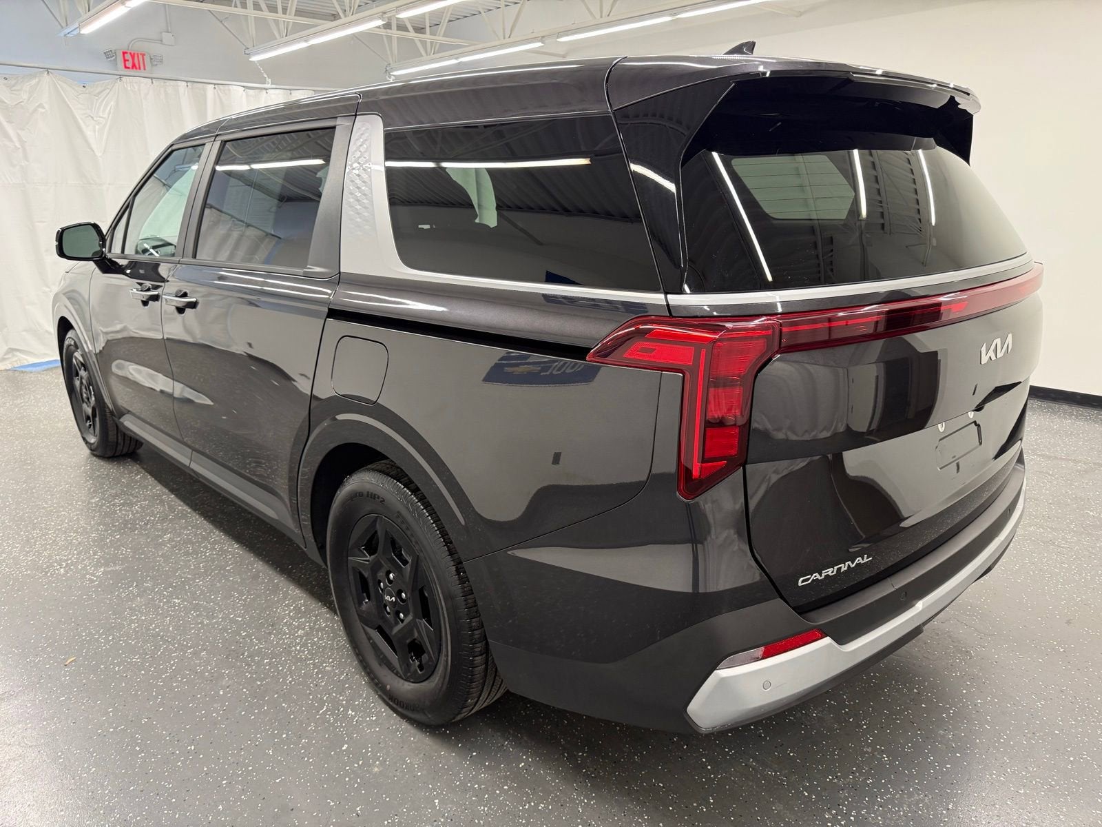 2025 Kia Carnival LXS