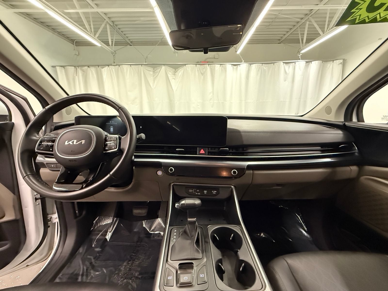 2025 Kia Carnival LXS