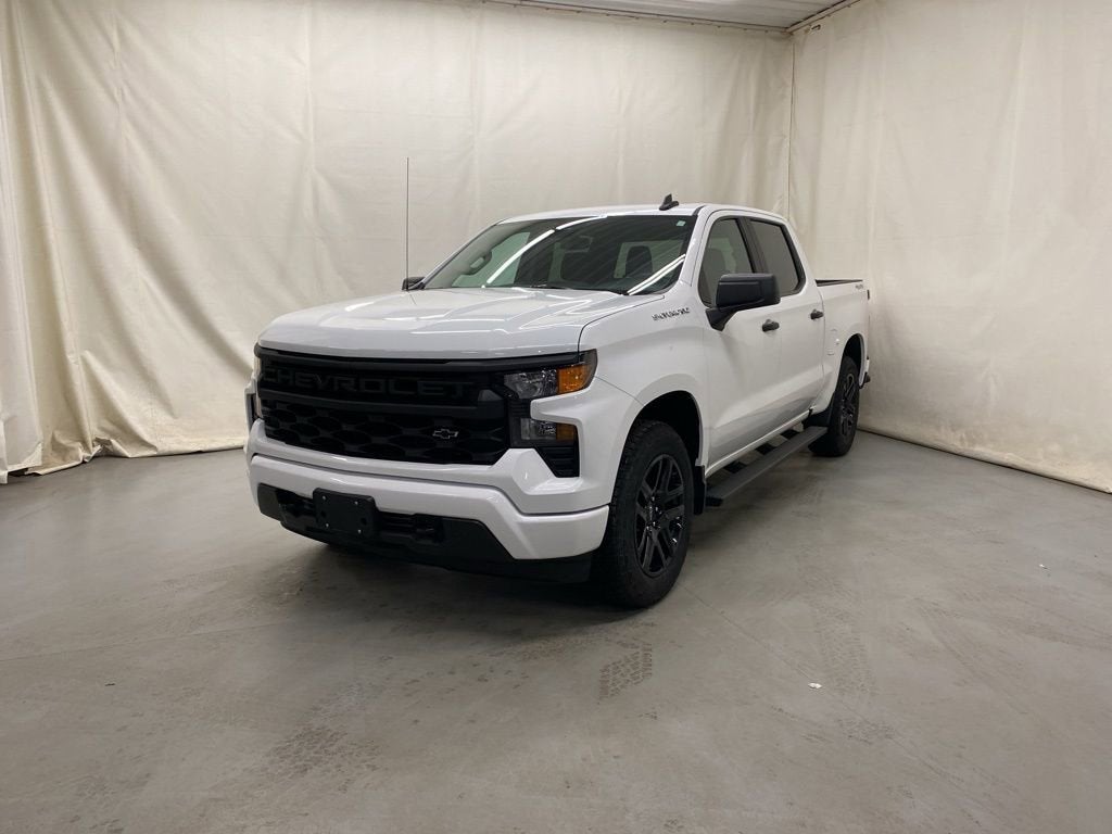 2024 Chevrolet Silverado 1500 Custom