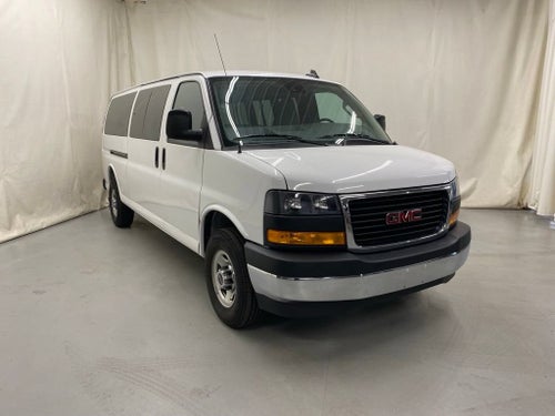 2025 GMC Savana Passenger LT