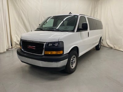 2025 GMC Savana Passenger LT