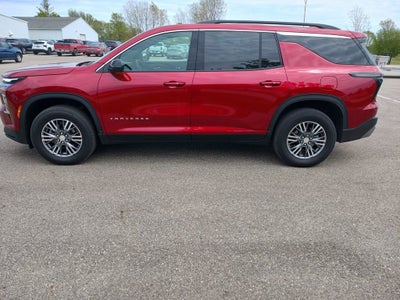 2025 Chevrolet Traverse LT
