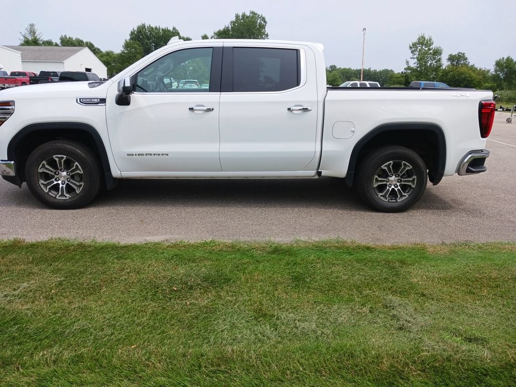 2025 GMC Sierra 1500 SLT
