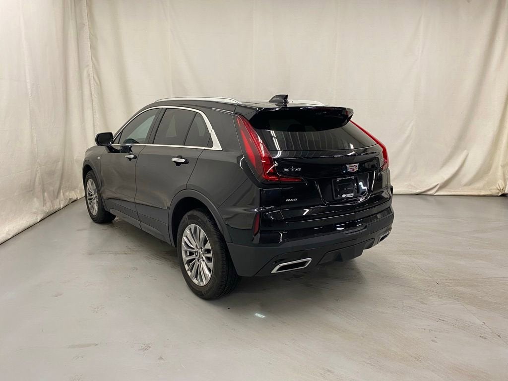 2025 Cadillac XT4 Premium Luxury