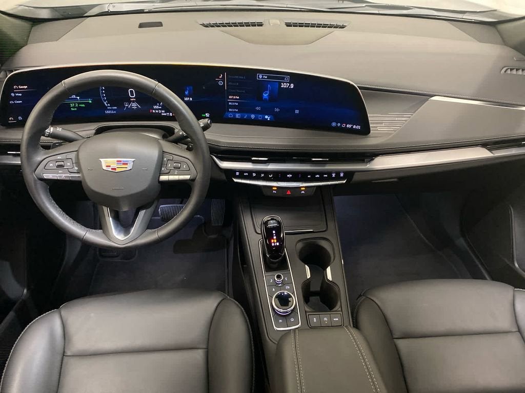 2025 Cadillac XT4 Premium Luxury