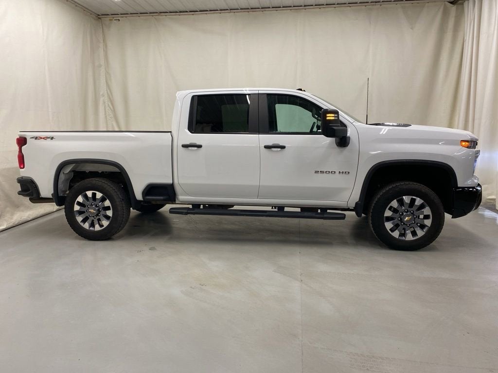 2024 Chevrolet Silverado 2500 HD Custom