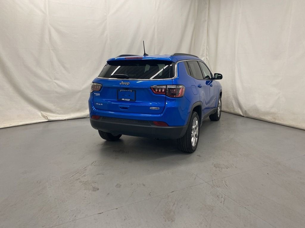 2022 Jeep Compass Latitude Lux