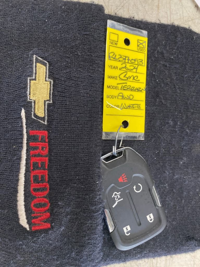 2024 GMC Terrain SLT