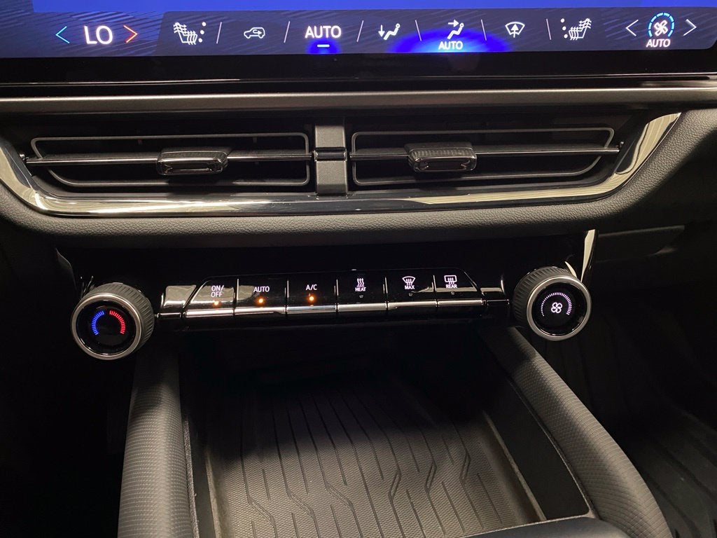 2024 Chevrolet Equinox EV RS