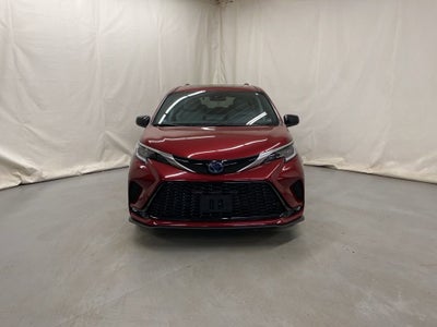 2022 Toyota Sienna LE