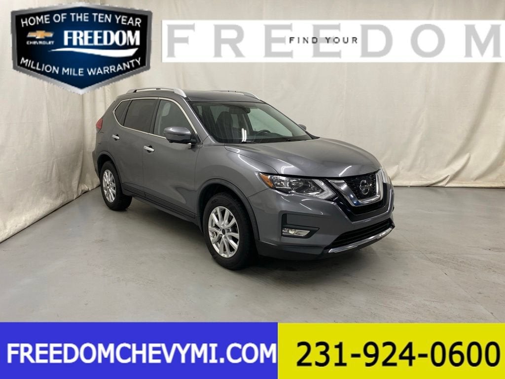 2017 Nissan Rogue SV