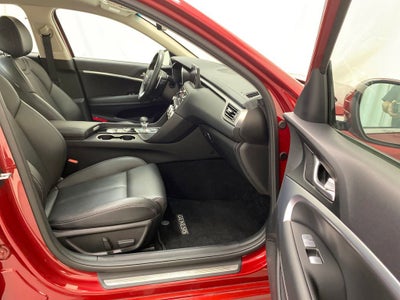 2022 Genesis G70 2.0T