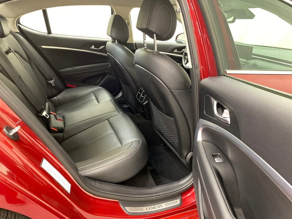 2022 Genesis G70 2.0T