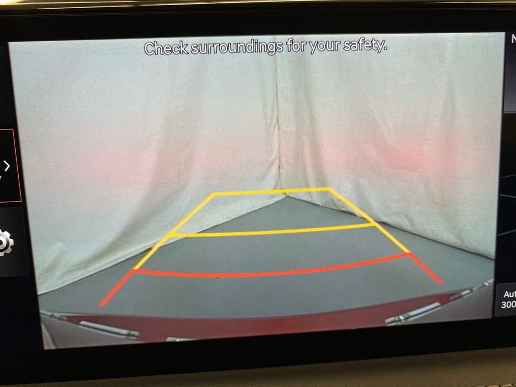 2022 Genesis G70 2.0T