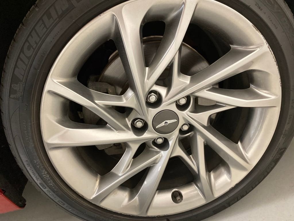 2022 Genesis G70 2.0T