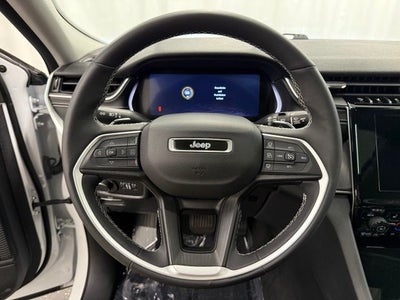 2023 Jeep Grand Cherokee L Laredo