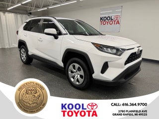 2020 Toyota RAV4 LE