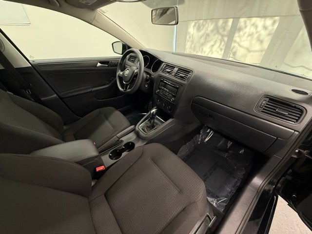2015 Volkswagen Jetta 2.0L S