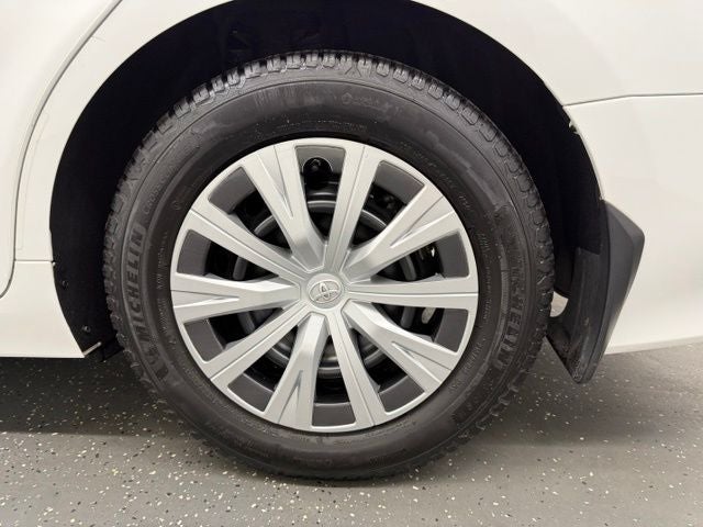 2023 Toyota Camry Hybrid LE