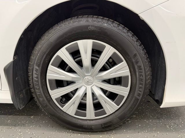2023 Toyota Camry Hybrid LE