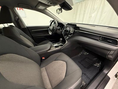 2023 Toyota Camry Hybrid LE
