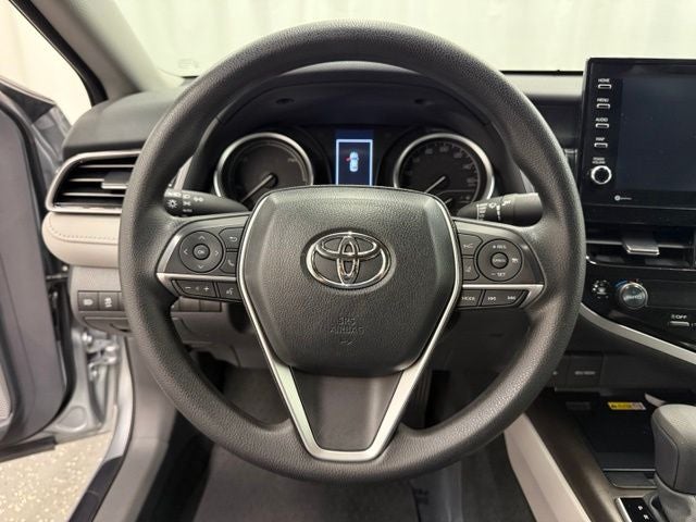 2024 Toyota Camry Hybrid LE