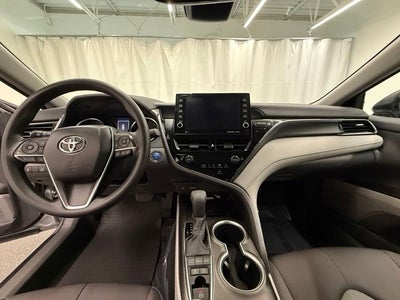 2024 Toyota Camry Hybrid LE
